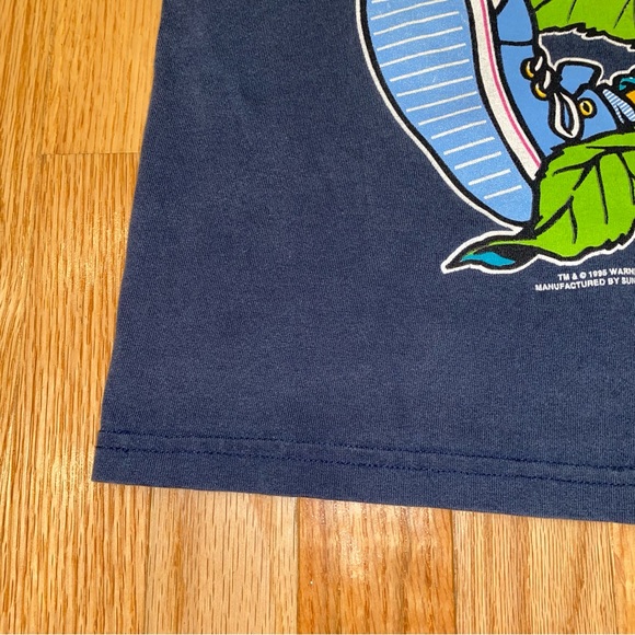 Vintage Tweety Bird Looney Tunes 1995 Warner Bros Sunflower T Shirt - Picture 7 of 13